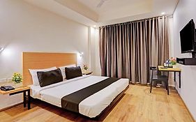 Hotel Aravali Inn & Banquet Hall